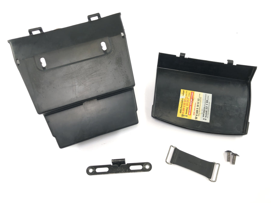 Kawasaki ZRX 1200 S ZRT20A [2001] - Tool compartment tool box storage compartment with cover