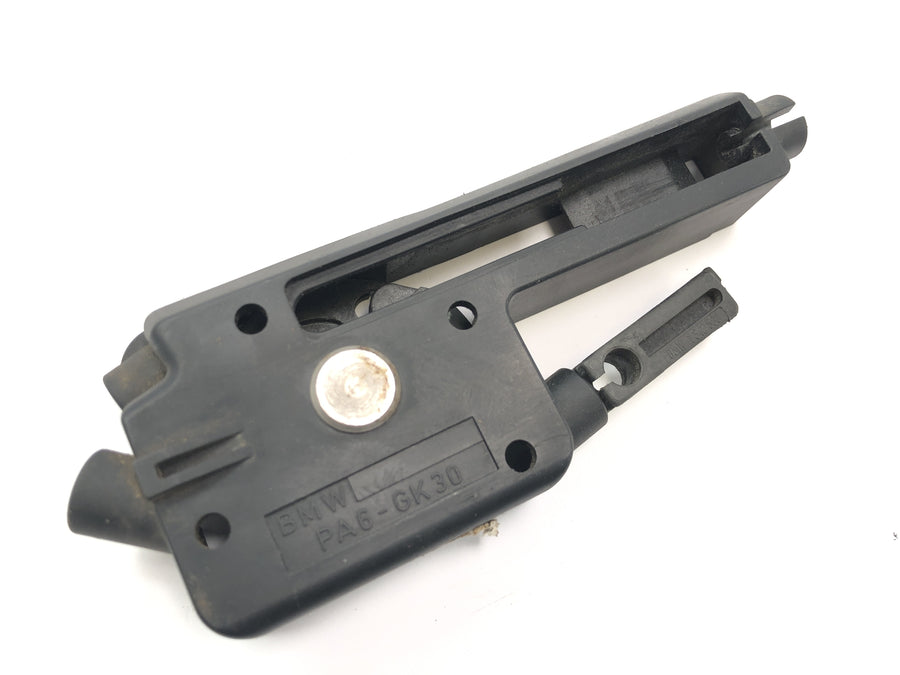 BMW R 1150 GS R21 [2002] - Throttle cable distributor cable housing