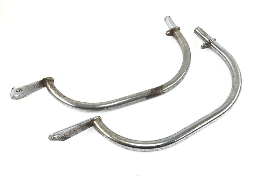 Moto Guzzi V7 Special [1971] - Front crash bar without fastening material