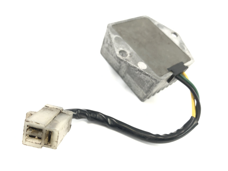 Honda GL 1000 Goldwing GL1 [1978] - Regolatore di tensione del raddrizzatore controller 12V
