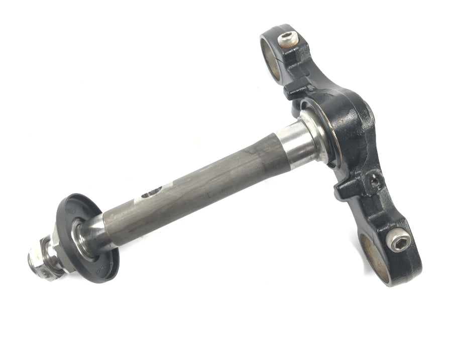 Triumph Bonneville T100 986MF [2012] - Lower fork bridge, steering head bridge fork clamp