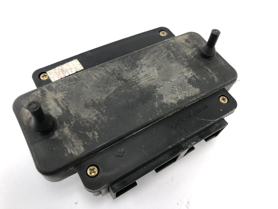 Kawasaki GPZ 1100 ZXT10E [1997] - Junction Box fuse box distribution box