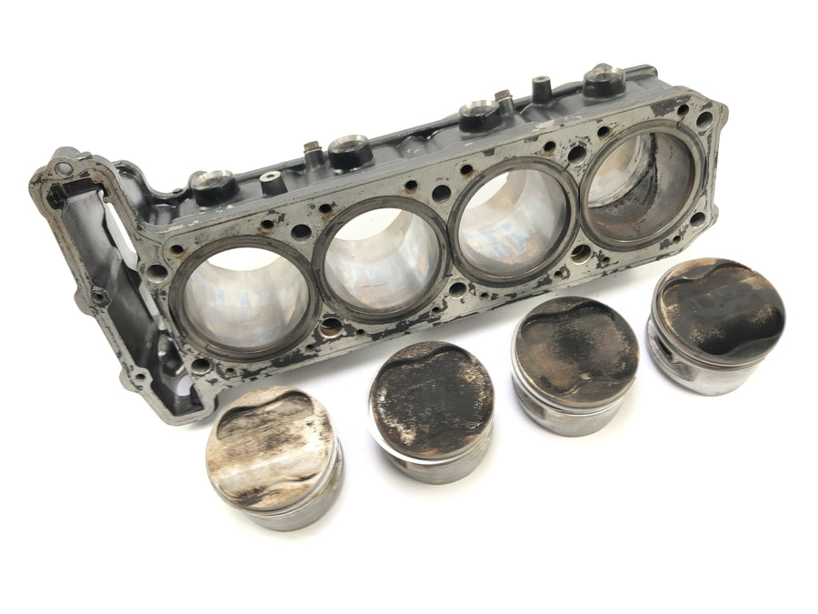Kawasaki GPZ 1000 RX [1987] - Cylinder with piston