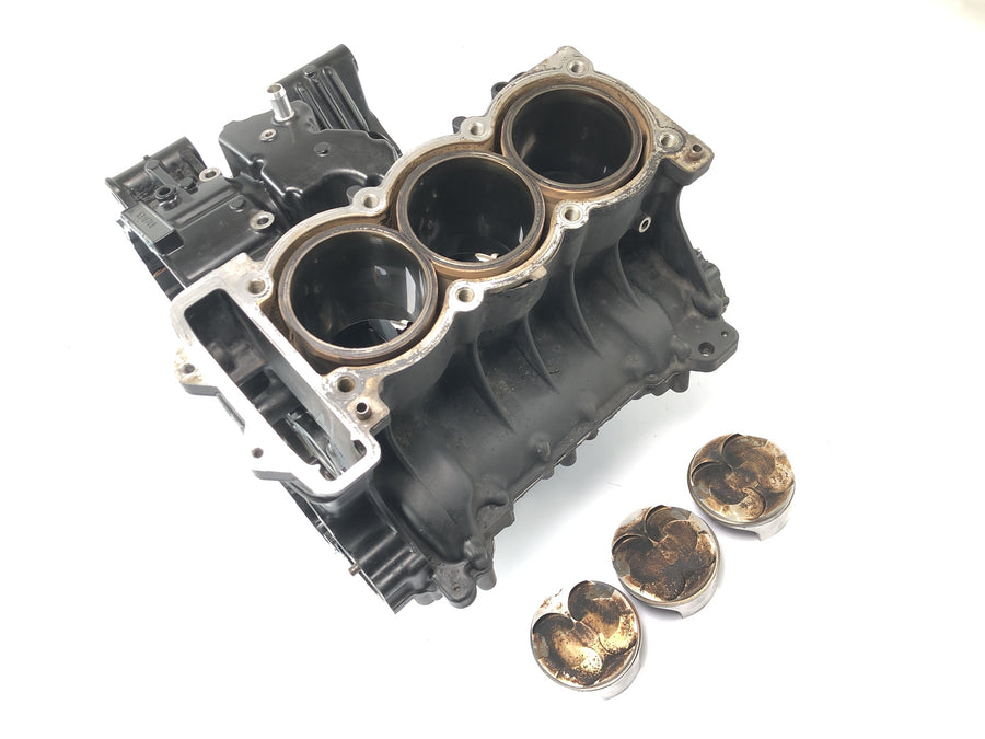 Triumph Speed Triple 1050 515NJ [2007] - Blocco motore alloggiamento vuoto con set pistoni