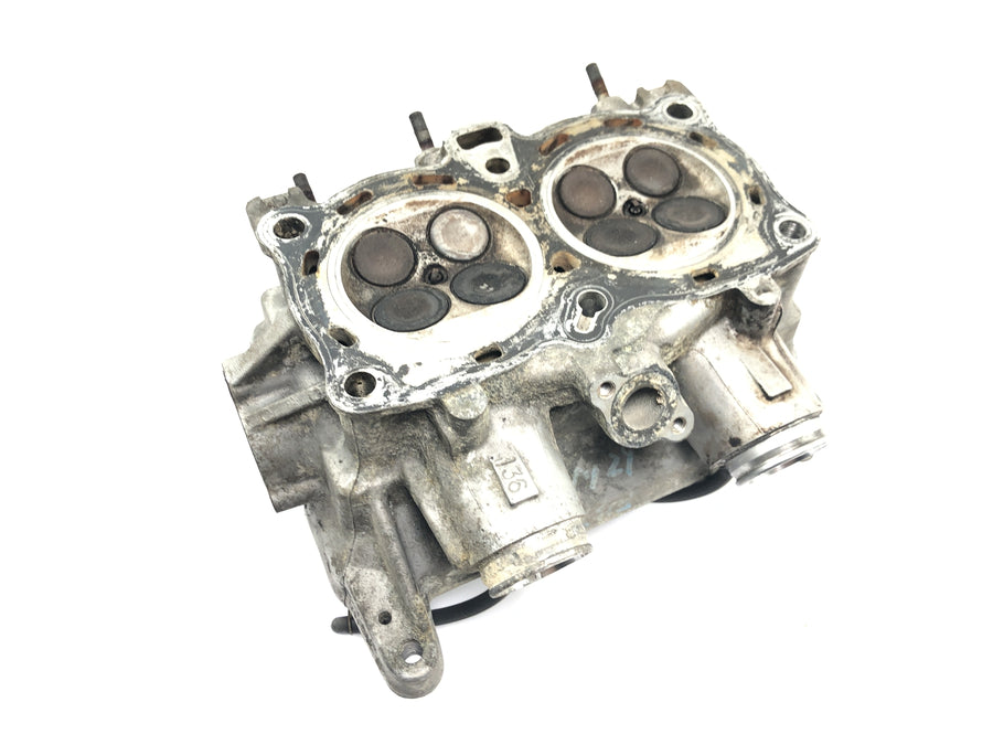Honda ST 1100 SC26 Pan European [1990] - cylinder head valve train left