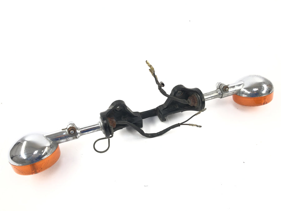 Yamaha XV 750 5G5 [1982] - Blinker mit Halterung vorne