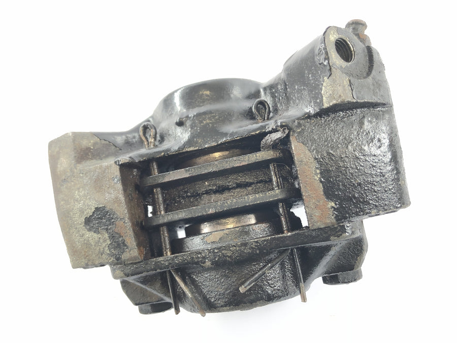 Triumph Bonneville T140V [1976] - brake caliper brake pliers behind