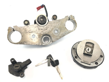 Yamaha XJR 1200 4PU [1996] - top fork bridge with ignition lock, tank cap locking set lock