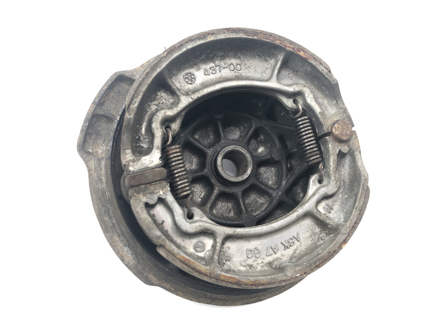 Yamaha DT 175 2K4 [1982] - Brake drum brake hub rear brake anchor plate