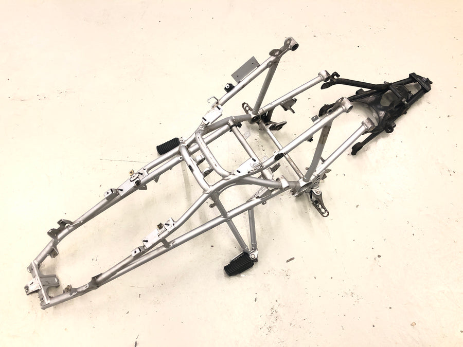 BMW R 1200 GS R12 K25 [2004] - telaio con documenti telaio principale telaio posteriore telaio