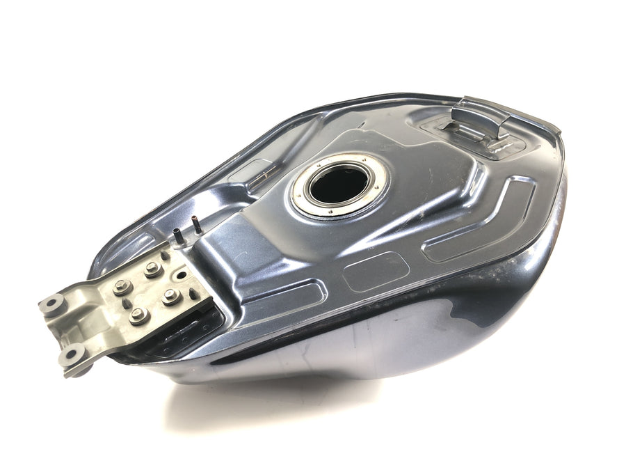 Suzuki GSF 1250 SA Bandit WVCH [2007] - Petrol tank fuel tank tank container with dent