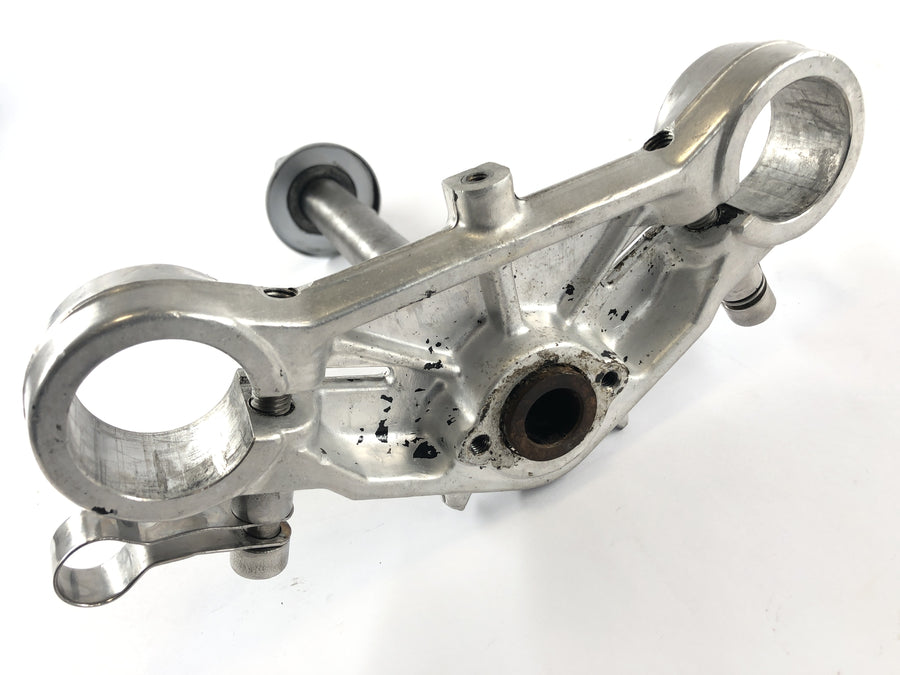 Moto Guzzi Le Mans 4 [Le Mans 3] - fork bridge below