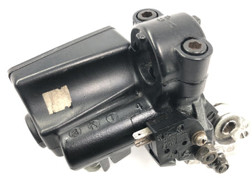 Kawasaki Zephyr 750 ZR750C [1994] - Front brake pump brake cylinder