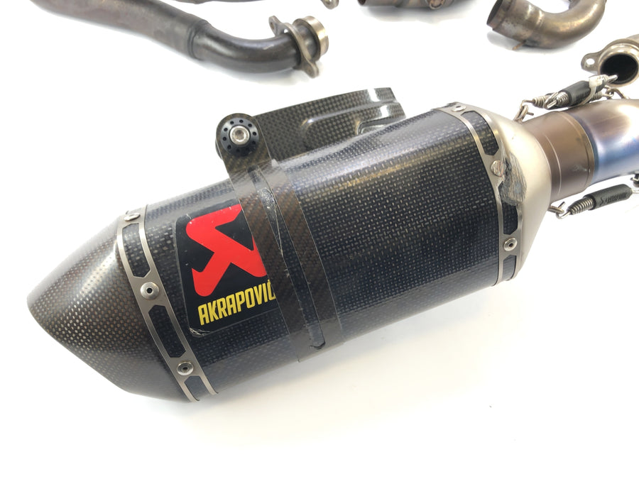 Aprilia RSV4 1000 [2010] - Auspuffanlage Akrabovic ESD Krümmer original