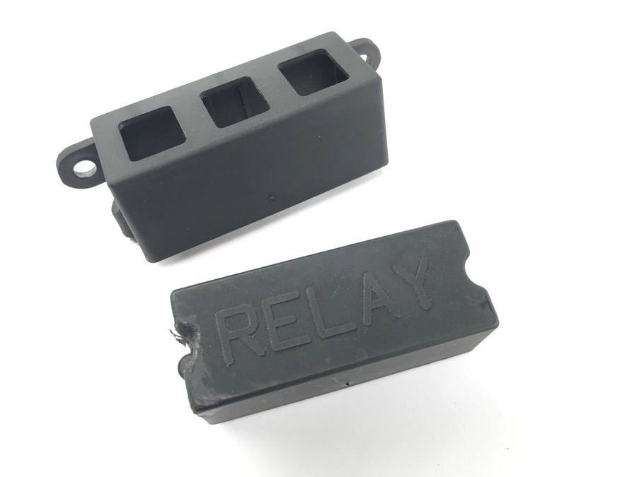 Aprilia SL 1000 FALCO PA [2000] - Relay Box Box Box Cover Relay Habiting
