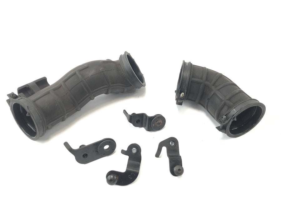Suzuki VZ 1500 WVCU [2011] - Luftfilterkasten Airbox Luftfiltergehäuse Ansaugkasten