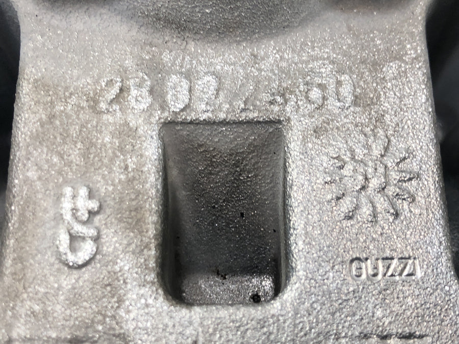 Moto Guzzi V11 Sport [1999] - cylinder head valve head left