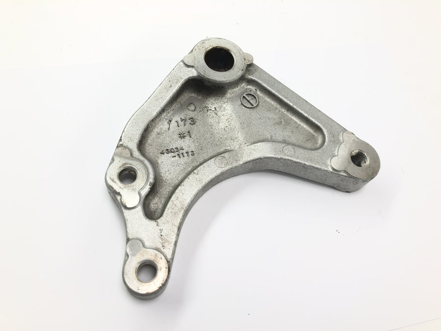 Kawasaki VN 1500 Mean Streak VN50T [2005] - Rear brake anchor holder brake caliper mount