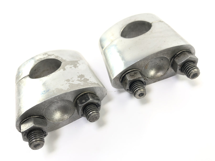 BMW R 60/5 [1973] - Coppia del set di riser per il supporto per manubrio di registrazione manubrio