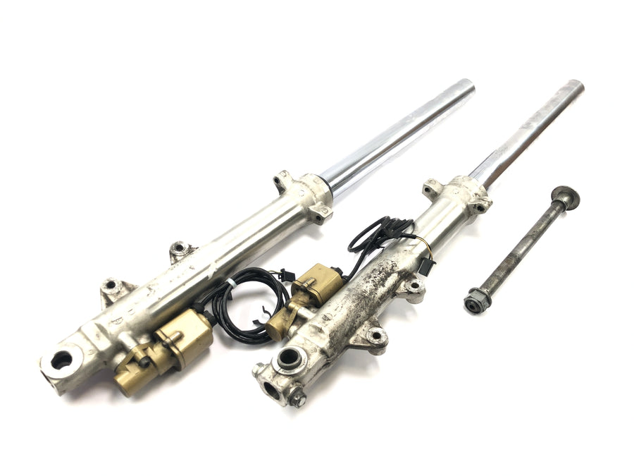 Suzuki GSX R 1100 GU74C [1987] - Forcella anteriore telescopica con perno 41 mm