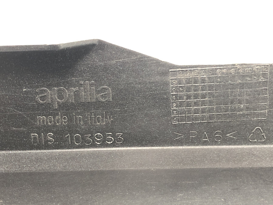 Aprilia SL 1000 FALCO PA [2000] - Couvercle de chaîne de protection de la chaîne Couvercle de roue arrière