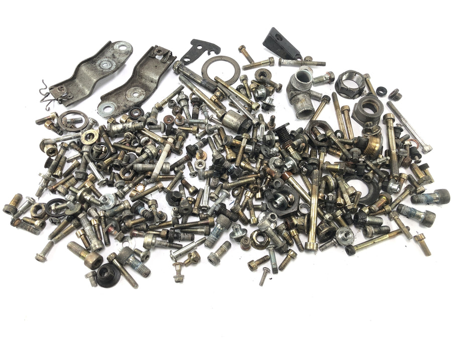 Ducati 999 H4 [2003] - screws and residual parts are convolidated