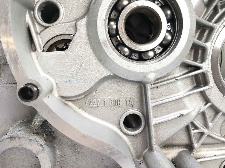 Ducati ST2 944 [1999] - Alloggi per motori a casa vuota