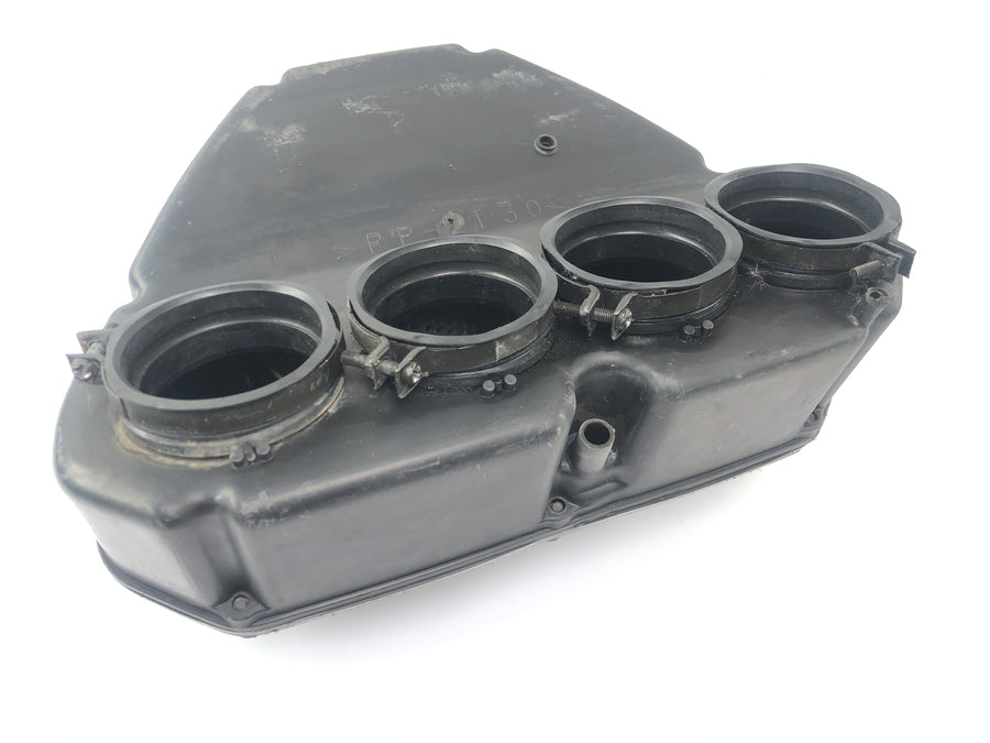 Yamaha Yzf R1 RN01 [1998] - Case de filtre à air de la boîte à air