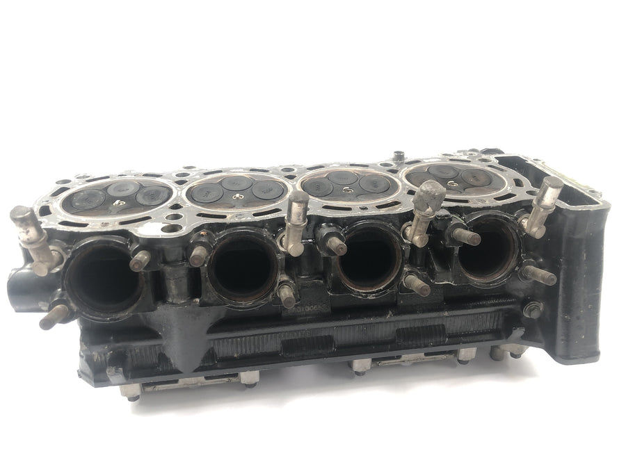 Yamaha YZF R1 RN01 [1998] - cylinder head