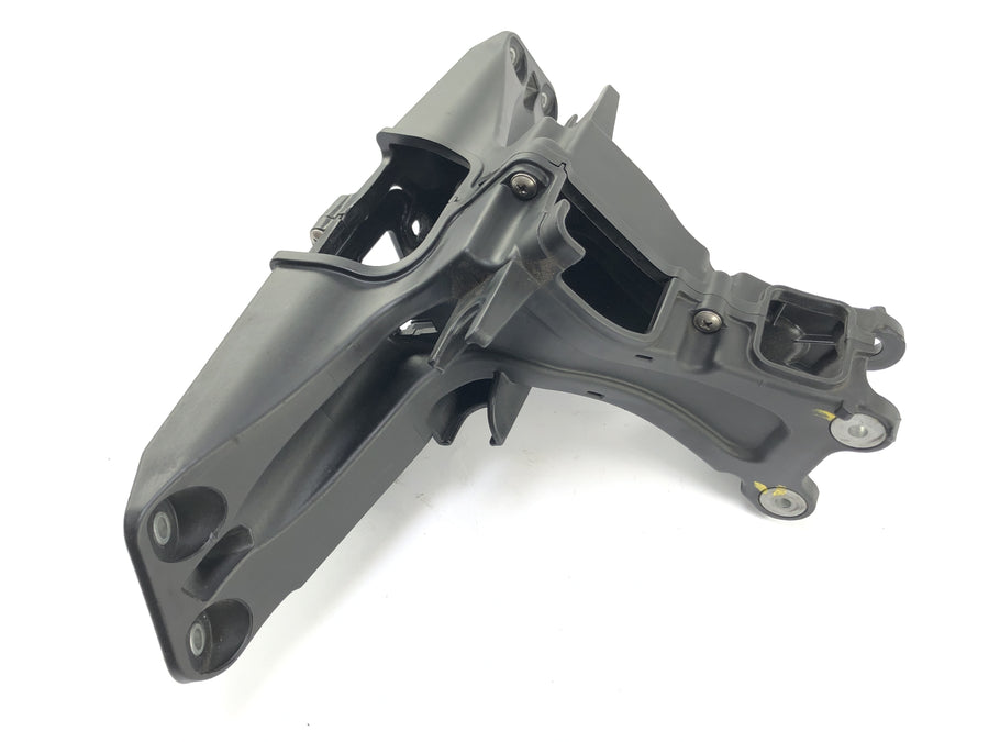 Aprilia RSV4 1000 [2010] - Support de carénage de cockpit