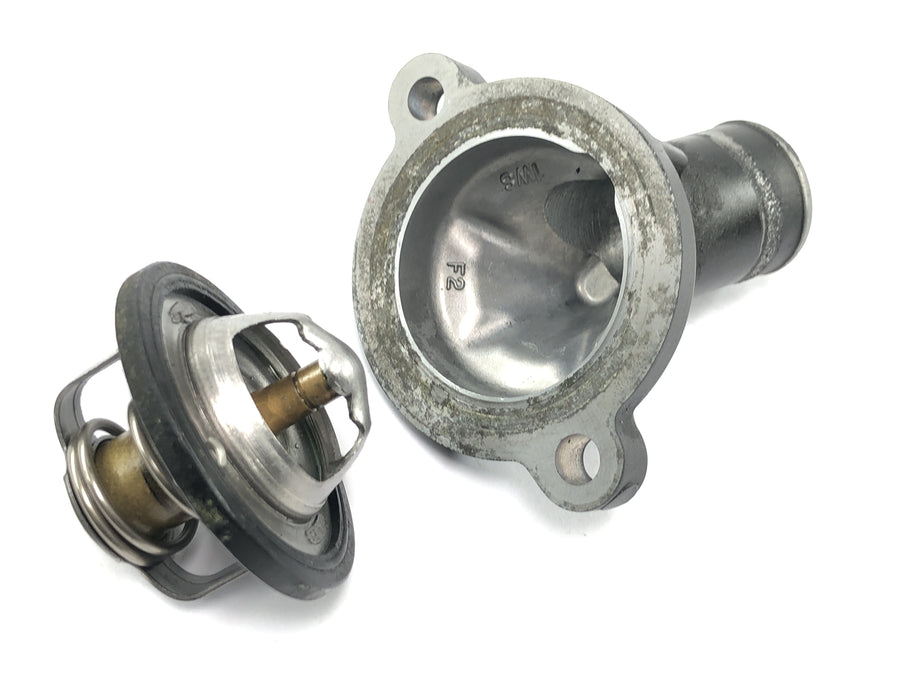 Yamaha MT07 RM04 [2014] - Thermostat mit Thermostatgehäuse Kühlwasserregler Kühlsystem