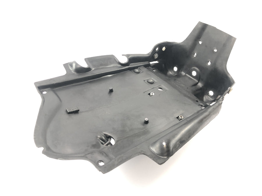 Aprilia RS 125 Extrema [1994] - Sous-structure arrière, panneau intérieur, support de plaque d'immatriculation arrière raccourci