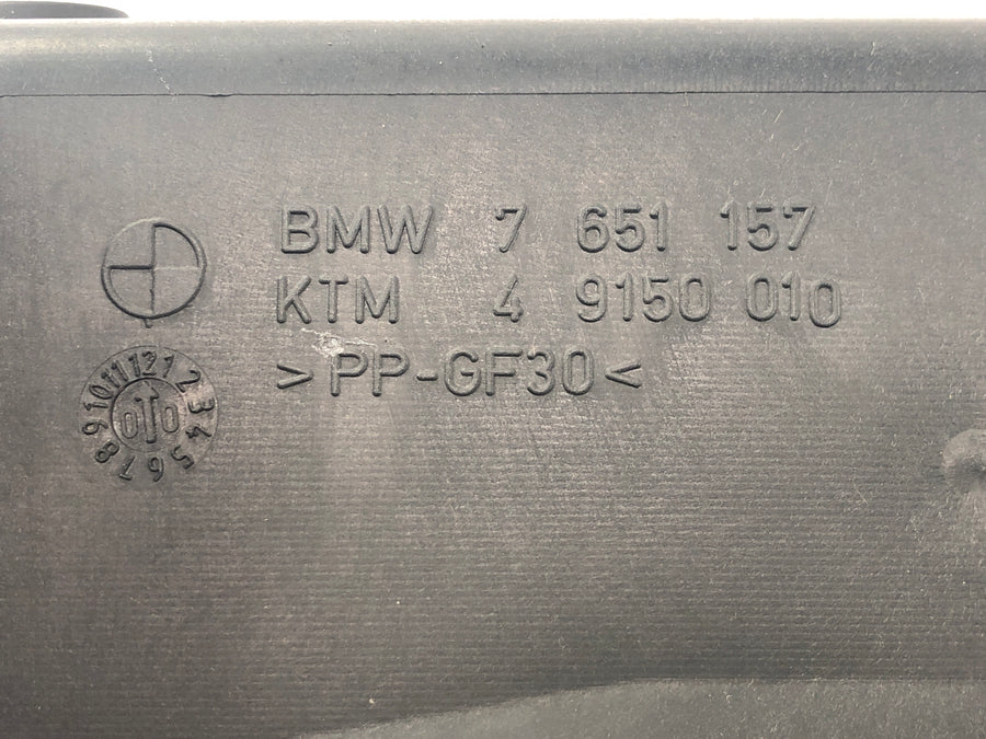 BMW C1 125 [2002] - Radiator cowling inner panel