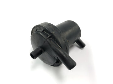 Honda NX 650 RD08 [1995] - crankcase detection valve exhaust air valve oil separator
