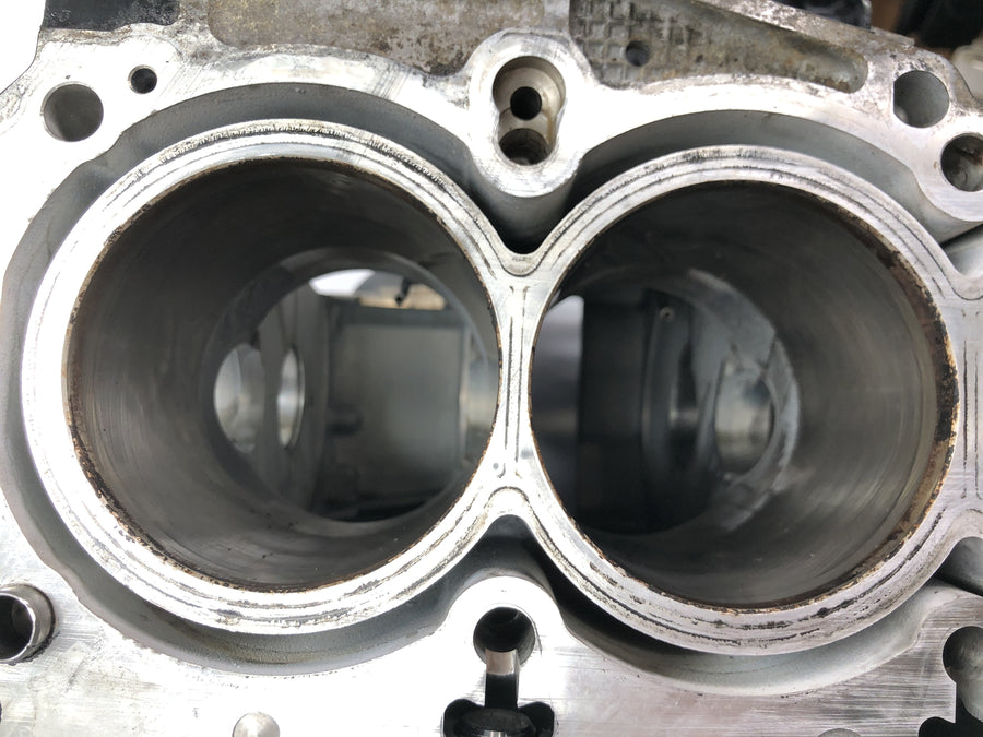 BMW K 1200 S K12S [2005] - Motorblock Kurbelgehäuse Zylinderblock Kolben Satz