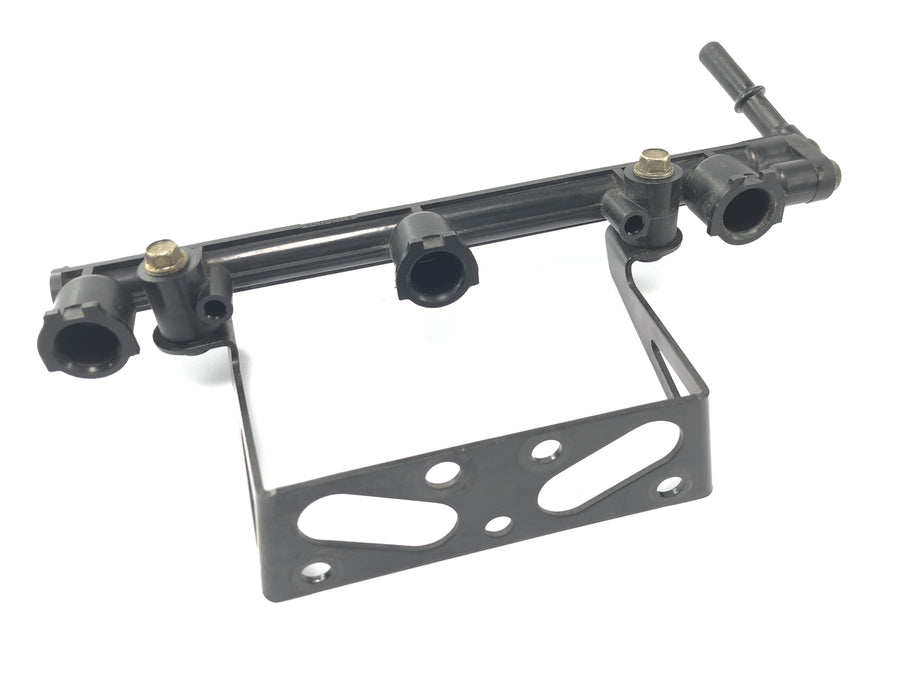 Triumph Speed Triple 1050 515NJ [2007] - Injection rail holder fuel distributor Fuelrail