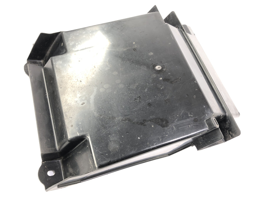 Kawasaki Z 1000 ZRT00A [2006] - Protection anti-éclaboussures du compartiment de batterie