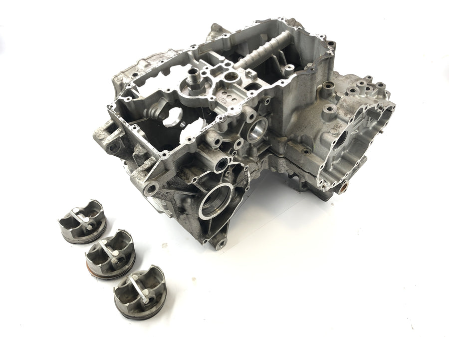 Triumph Daytona 955i T595N [2003] - Motor housing cylinder block engine block