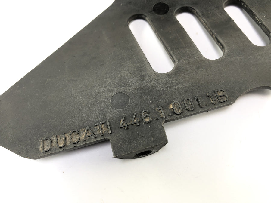 Ducati 900 SS [1991] - Protezione a catena