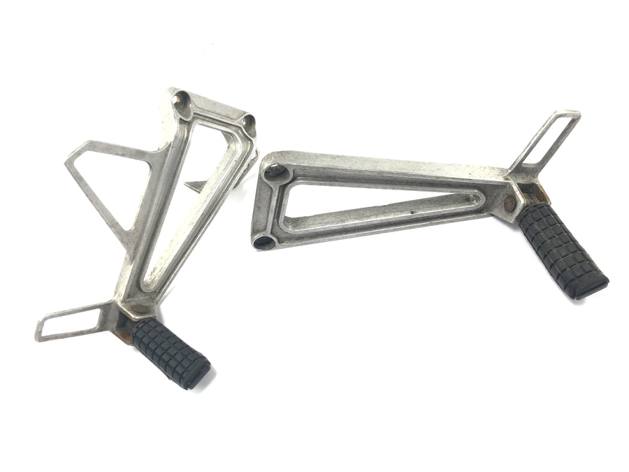 Honda NX 650 Dominator RD02 [1994] - Fußrasten Sozius Fußstütze Halter hinten Paar