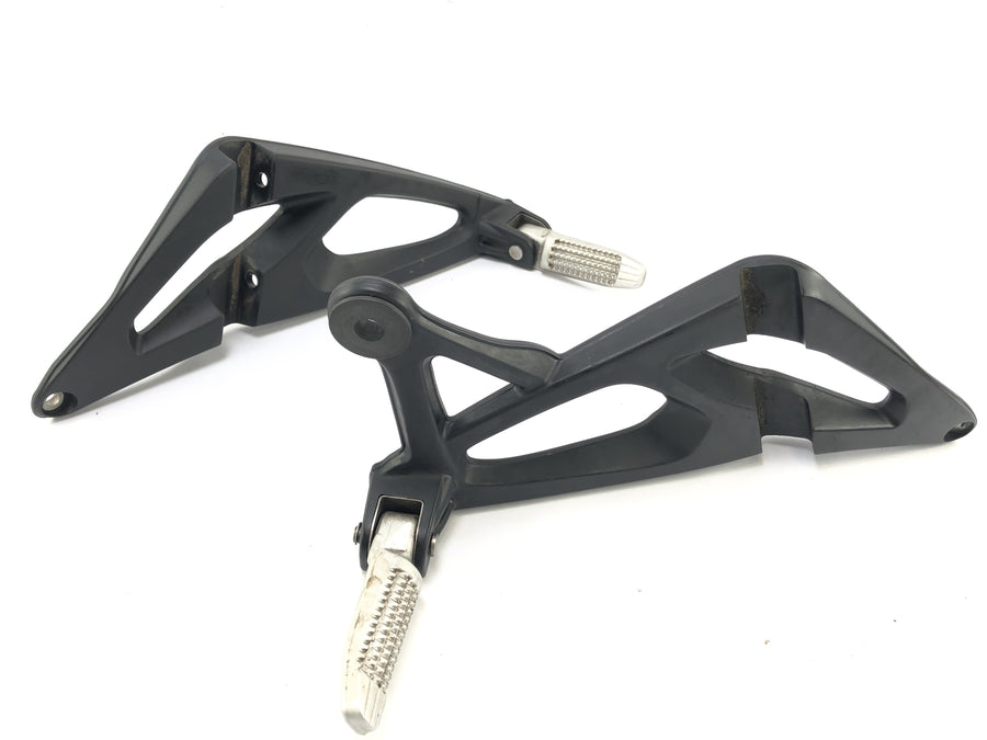 BMW K 1300 R K12S [2014] - Passenger footrests left and right with holder