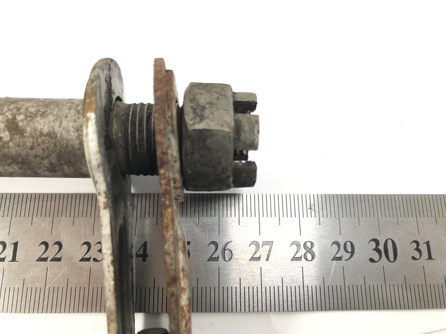Yamaha XT 500 1U6 [1981] - Rear axle with chain tensioner