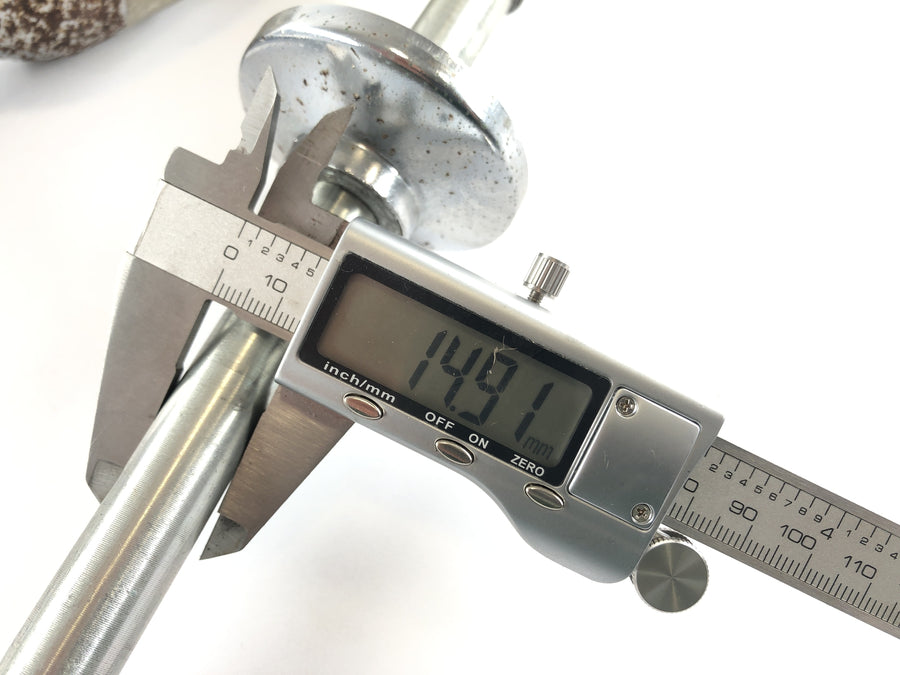 Kawasaki VN 1500 A [1995] - Fourche Fourche télescopique avec axe