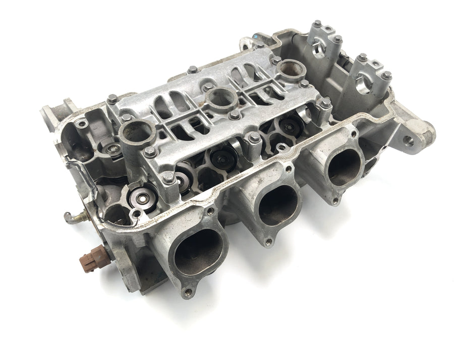 Triumph Daytona 955i T595N [2003] - cylinder head valve head motor block head