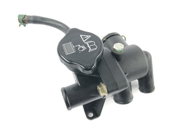 Triumph Thunderbird 900 T309RT [1995] - Goulotte de remplissage du boîtier de thermostat de radiateur - 0