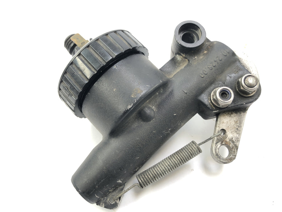 Moto Guzzi V 1000 VG [1980] - Rear brake pump