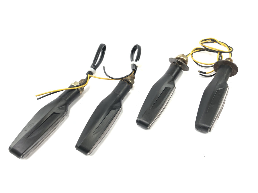 Yamaha YZF R1 RN09 [2003] - Set di set di segnali di direzione Blinker LED