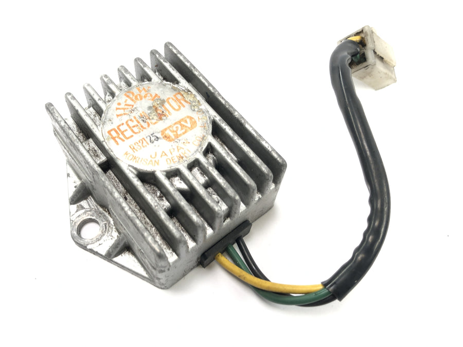 Honda GL 1000 Goldwing GL1 [1978] - Regolatore di tensione del raddrizzatore controller 12V