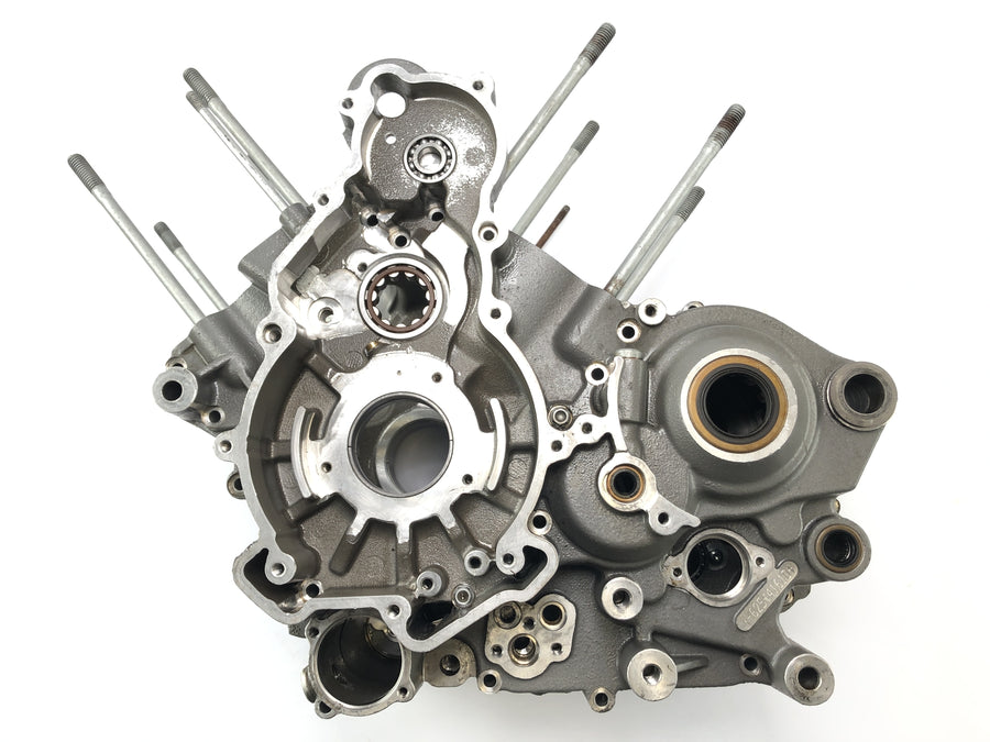 KTM 950 SM LC8 [2008] - Logement à moteur