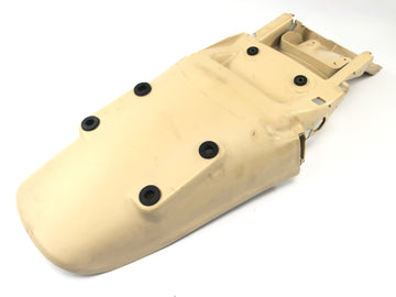 Honda NX 650 RD08 [1995] - Aile Kot au couvercle de la garderie arrière arrière